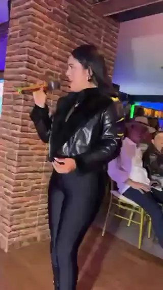 DK Musick en vivo — Popular · 4